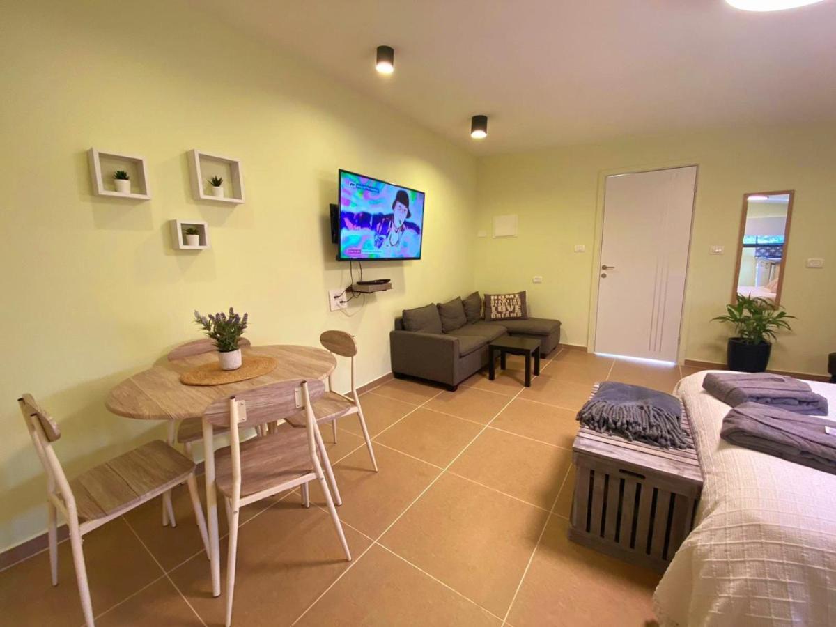 בקתת וולקנו בגולן Volcano Cabin Golan-Heights Sha'al Luaran gambar